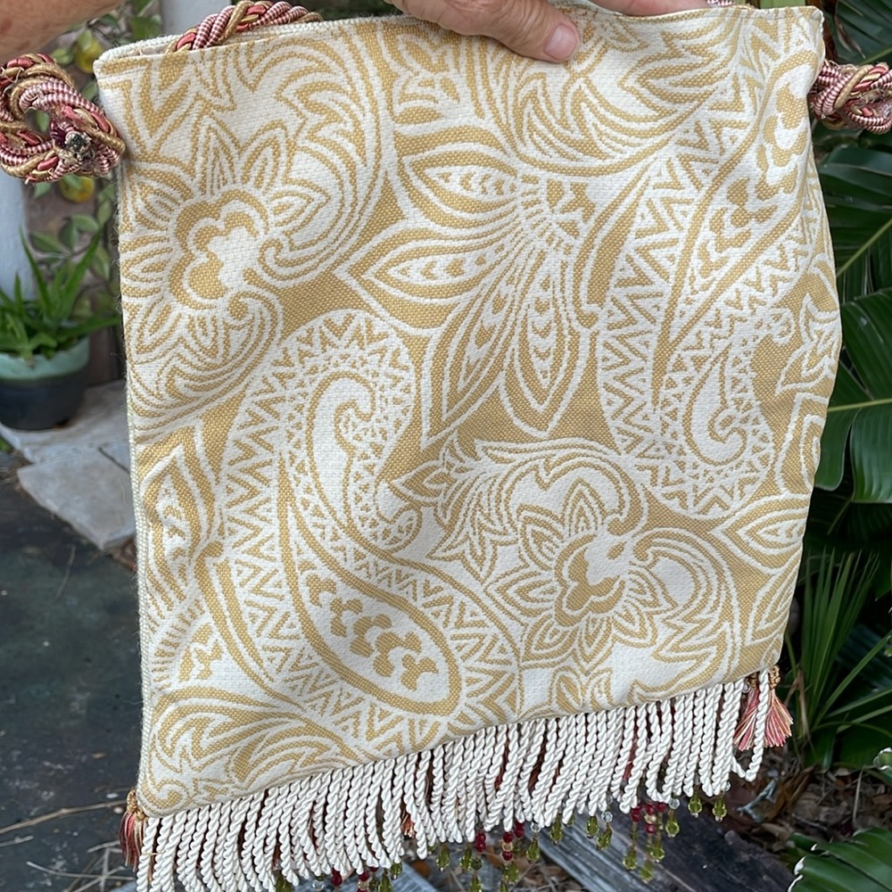 antique crewel work floral fringe bag - Picture 4 of 11